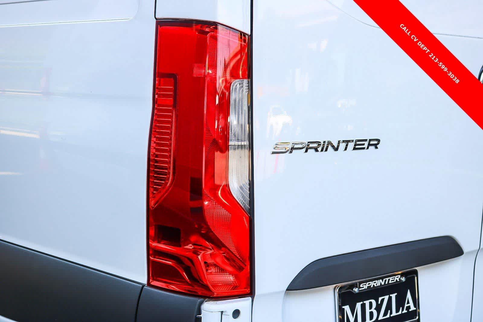 Used 2024 Mercedes-Benz Sprinter 2500 image 10