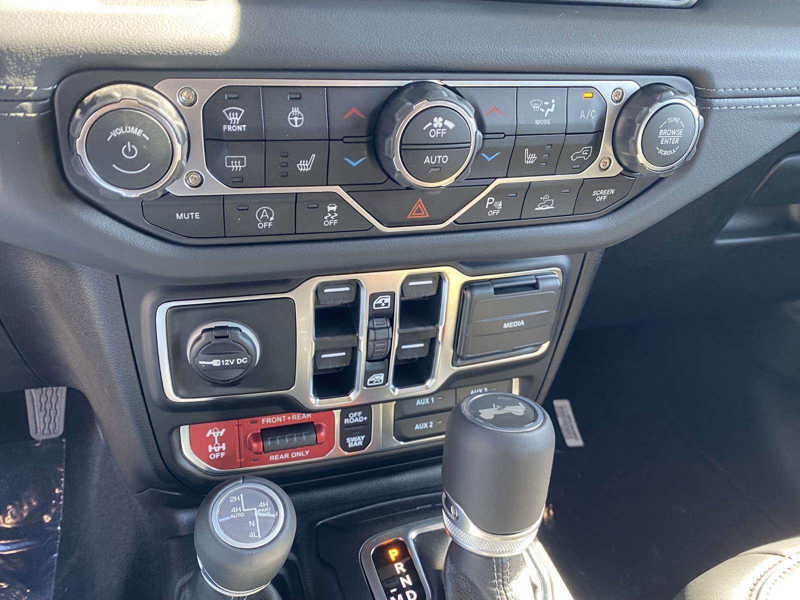 New 2026 Jeep Wrangler Unlimited Rubicon image 13