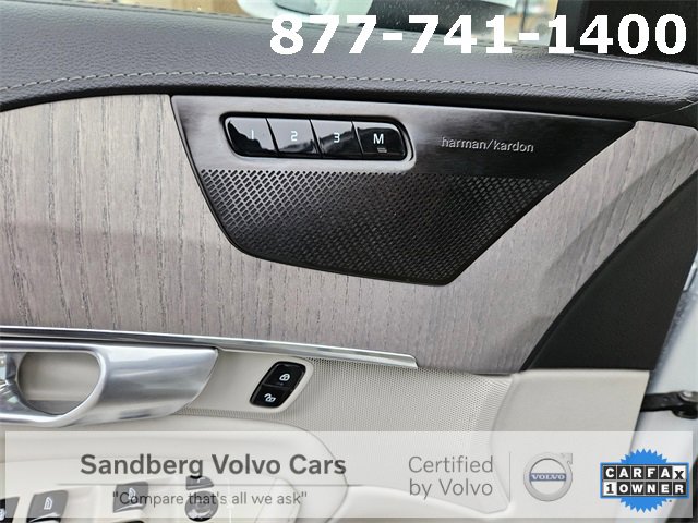 Certified 2024 Volvo XC90 B6 Ultimate w/ Protection Package Premier image 18