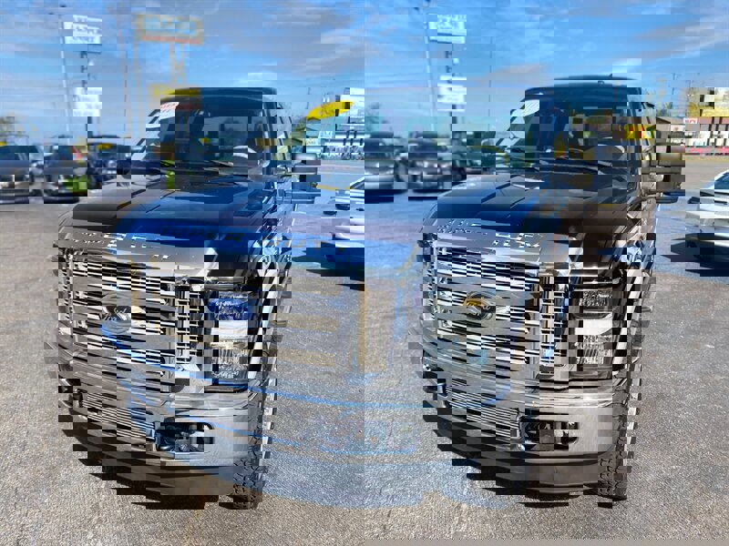 Used 2010 Ford F250 Lariat image 4