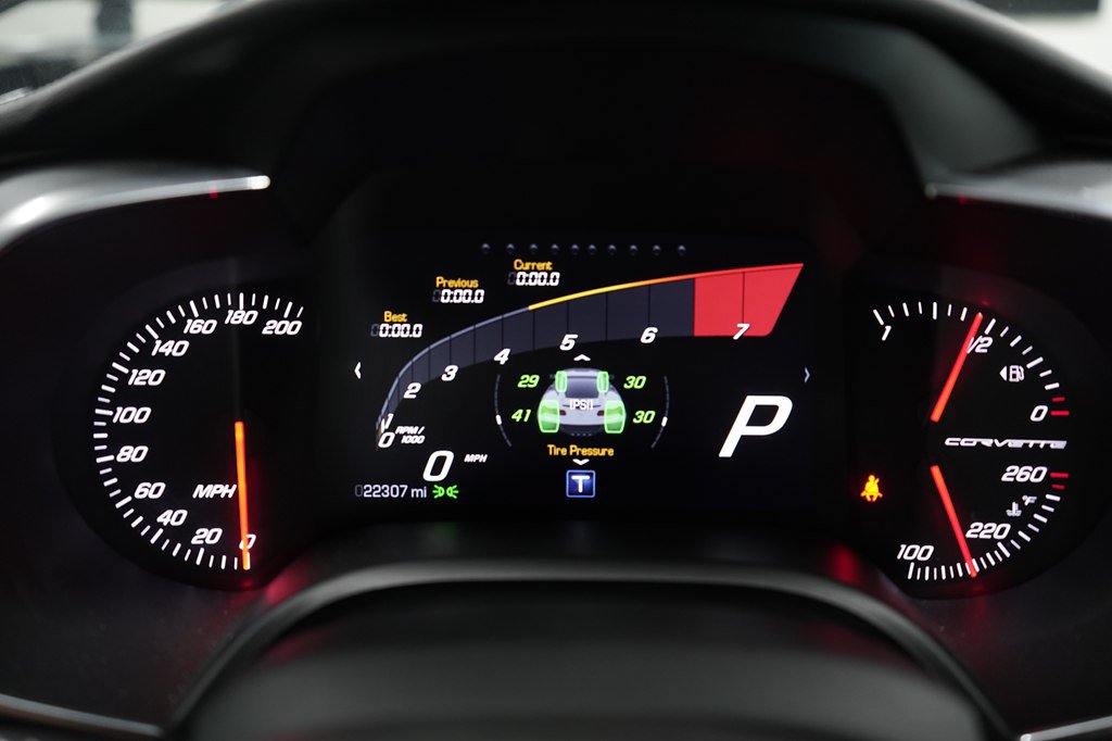 Used 2014 Chevrolet Corvette Stingray Coupe RWD image 24