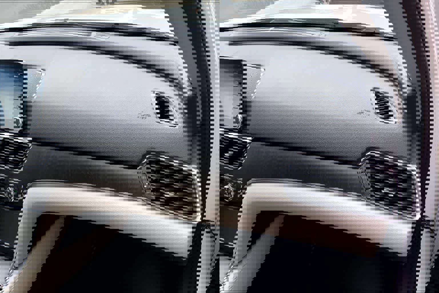 Used 2018 Honda Accord EX-L image 23