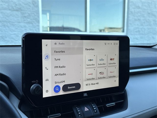 Used 2023 Toyota RAV4 XLE Premium image 18