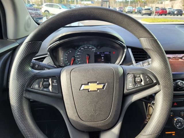 Used 2020 Chevrolet Trax LS w/ Tint and Cruise Package image 28