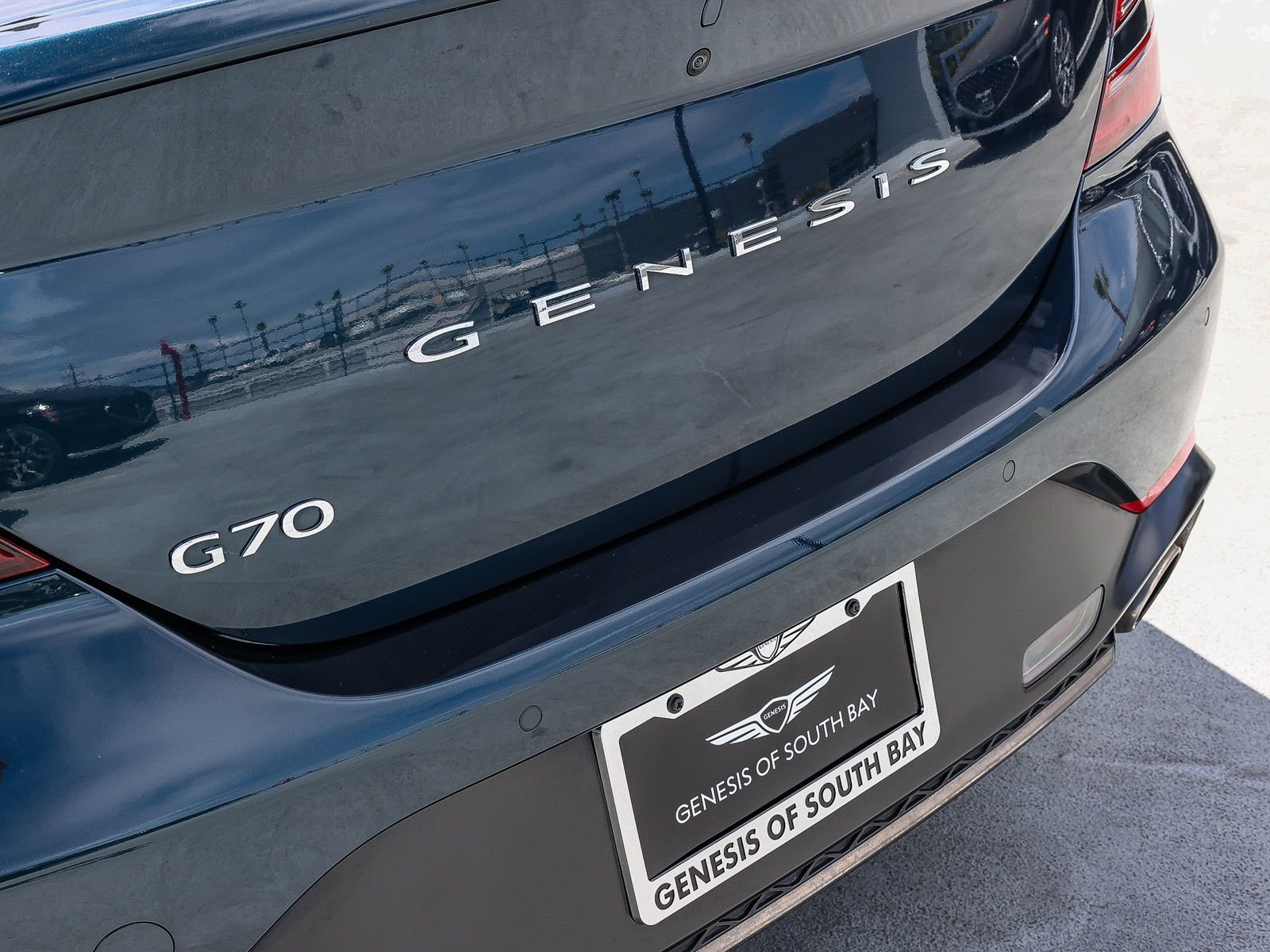 Used 2023 Genesis G70 2.0T w/ Sport Prestige Package RWD image 7