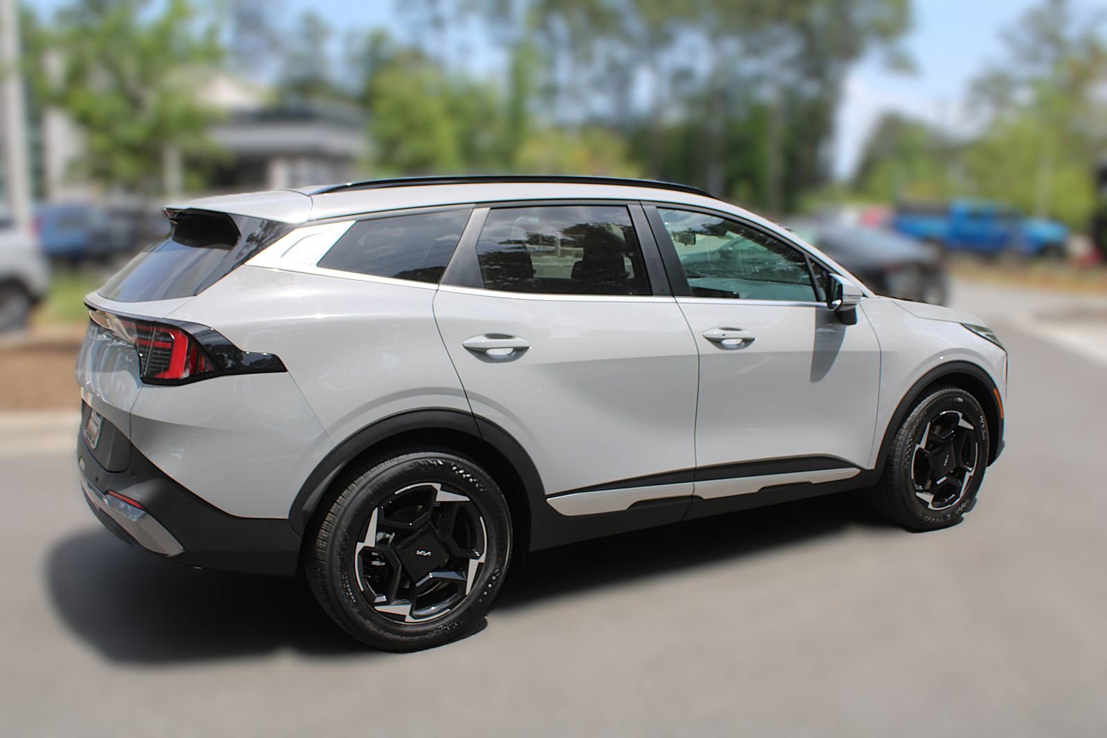 New 2026 Kia Sportage EX image 13