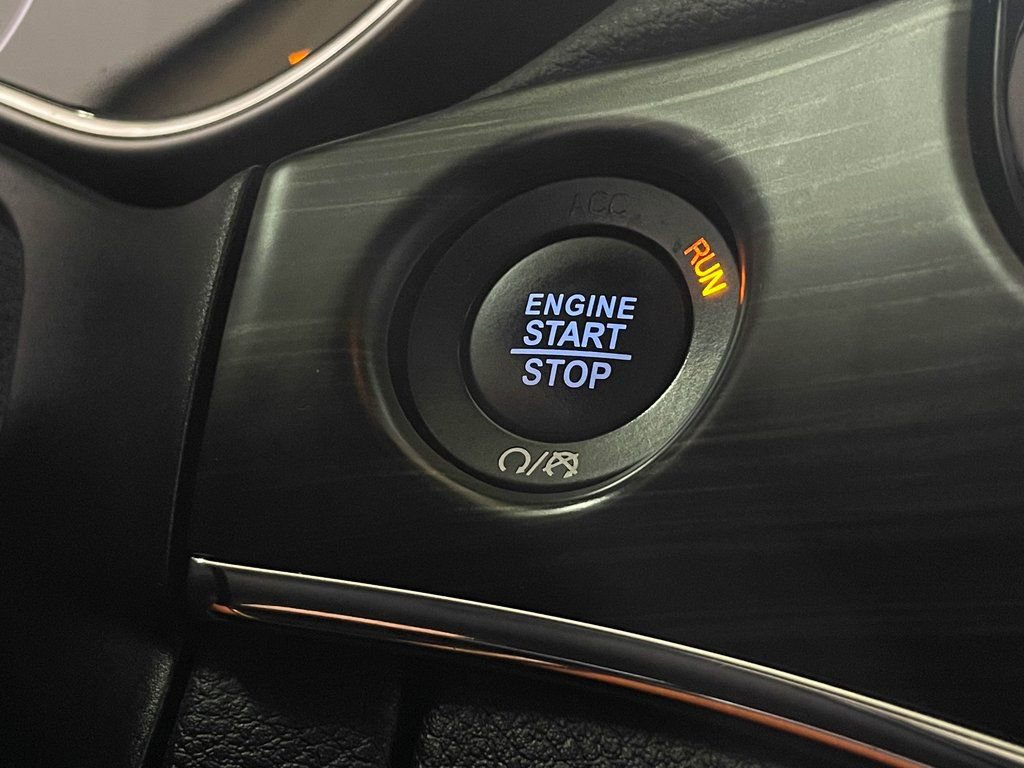 Used 2022 Jeep Grand Cherokee Limited image 29