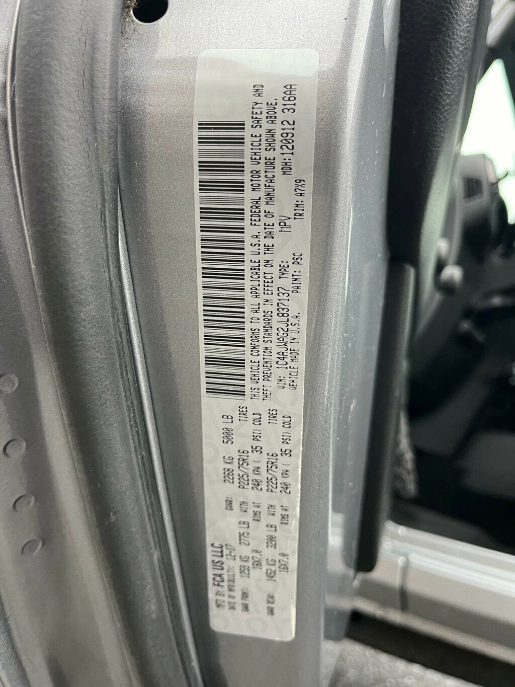 Used 2018 Jeep Wrangler Sport image 29