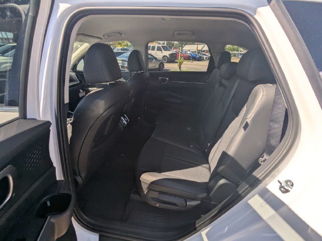 New 2026 Kia Sorento S FWD image 15