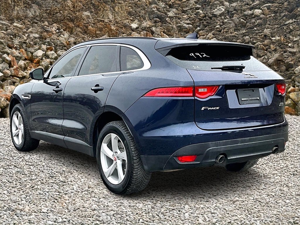 Used 2019 Jaguar F-PACE Premium image 10