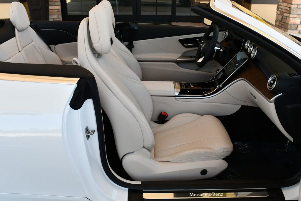 Used 2026 Mercedes-Benz CLE 450 4MATIC Cabriolet image 65