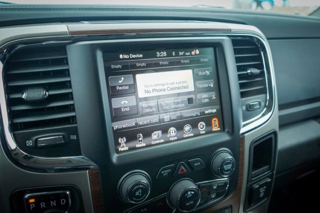 Used 2015 RAM 1500 Laramie w/ Convenience Group AWD/4WD image 22