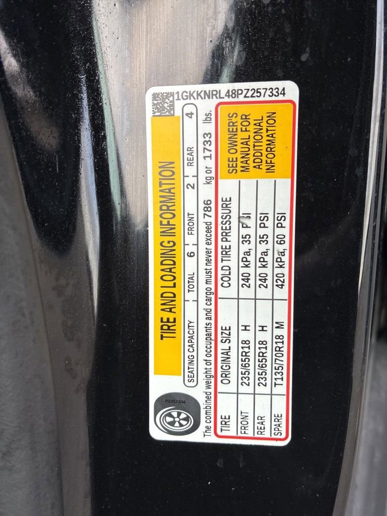 Used 2023 GMC Acadia SLE w/ Driver Convenience Package image 45