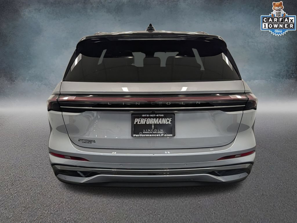 Used 2025 Lincoln Nautilus Reserve w/ Jet Appearance Package AWD/4WD image 6