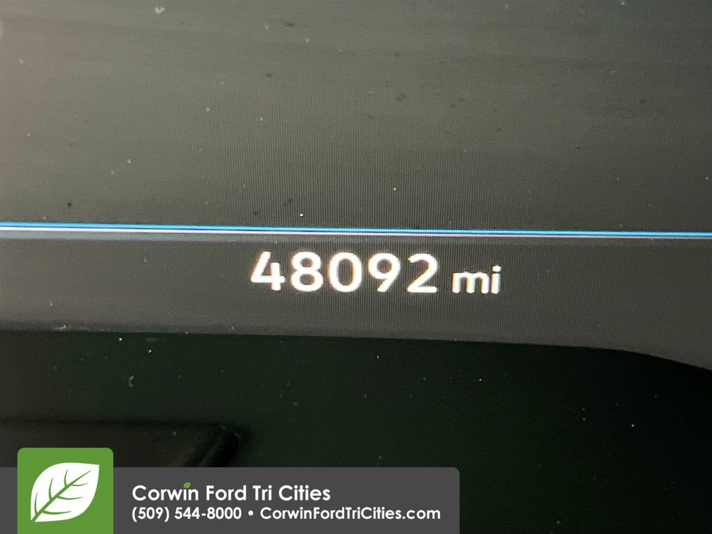 Used 2019 Volkswagen Golf R 4-Door image 2