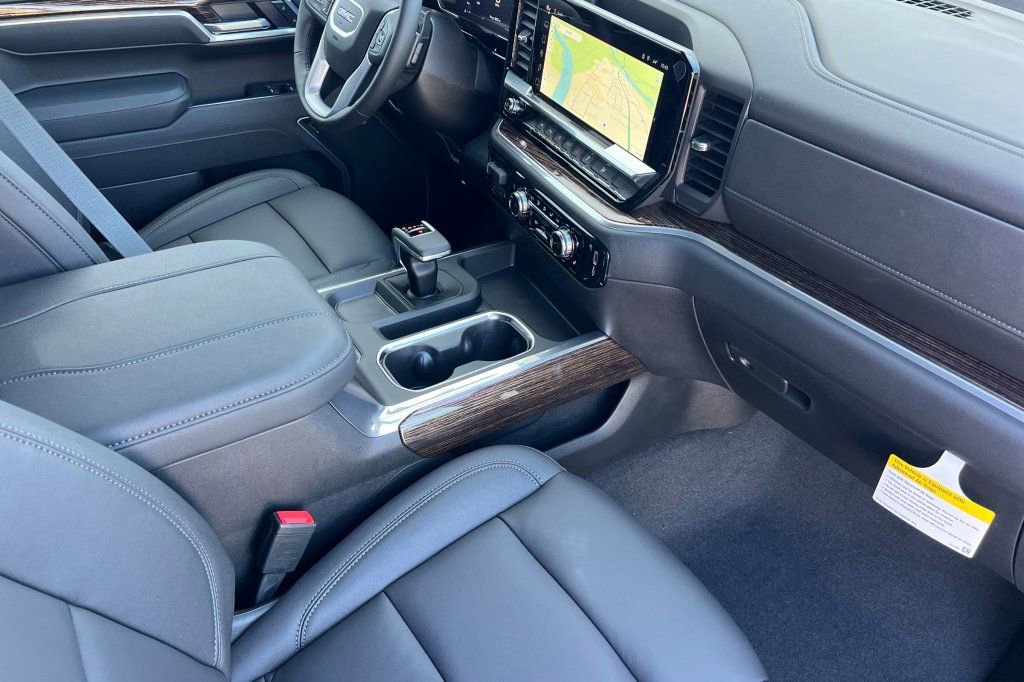 New 2026 GMC Sierra 1500 Elevation w/ Elevation Premium Package AWD/4WD image 12