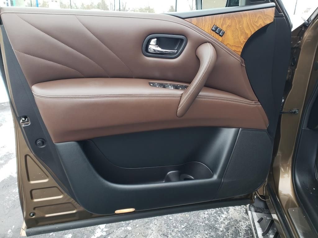 Used 2015 INFINITI QX80 4WD w/ Limited Package image 22