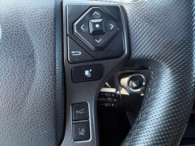 Used 2021 Toyota Tacoma TRD Sport AWD/4WD image 25