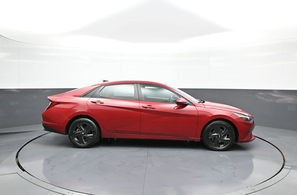 Certified 2021 Hyundai Elantra SEL image 5