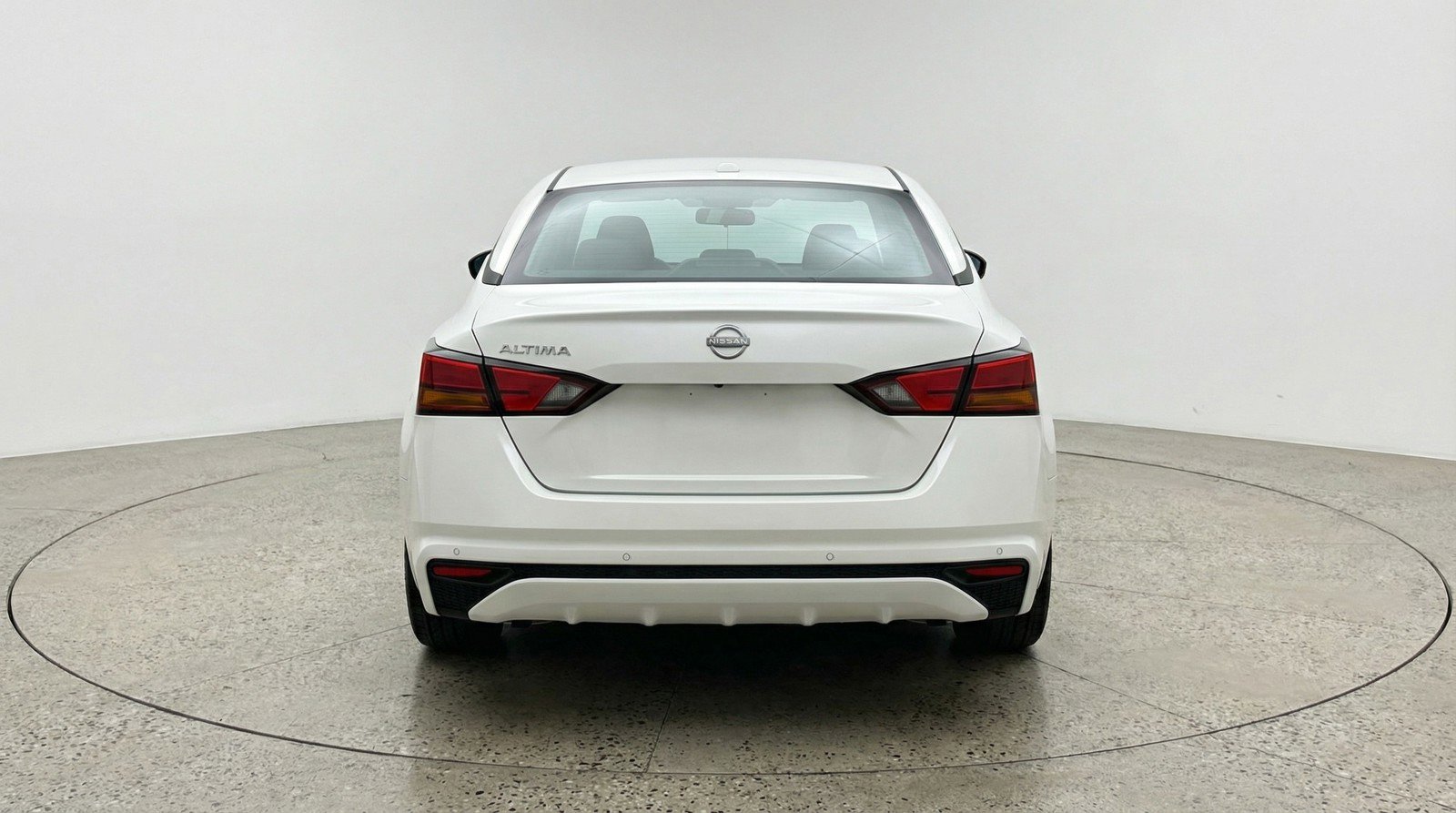 Used 2025 Nissan Altima 2.5 SV FWD image 6