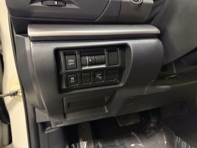 Used 2018 Subaru Crosstrek 2.0i Limited AWD/4WD image 17