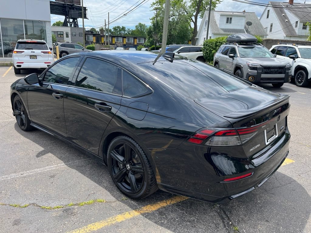 Used 2024 Honda Accord Sport image 8
