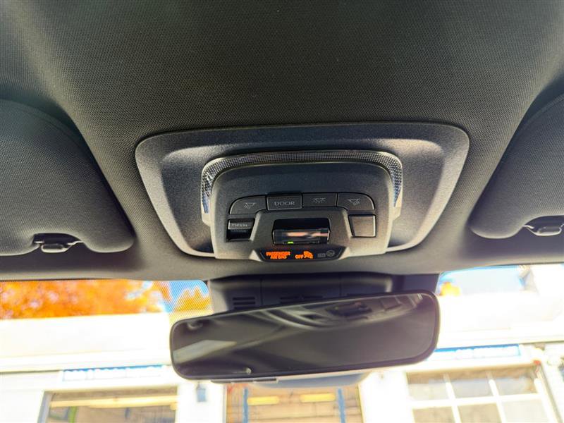 Used 2023 Toyota Crown image 32