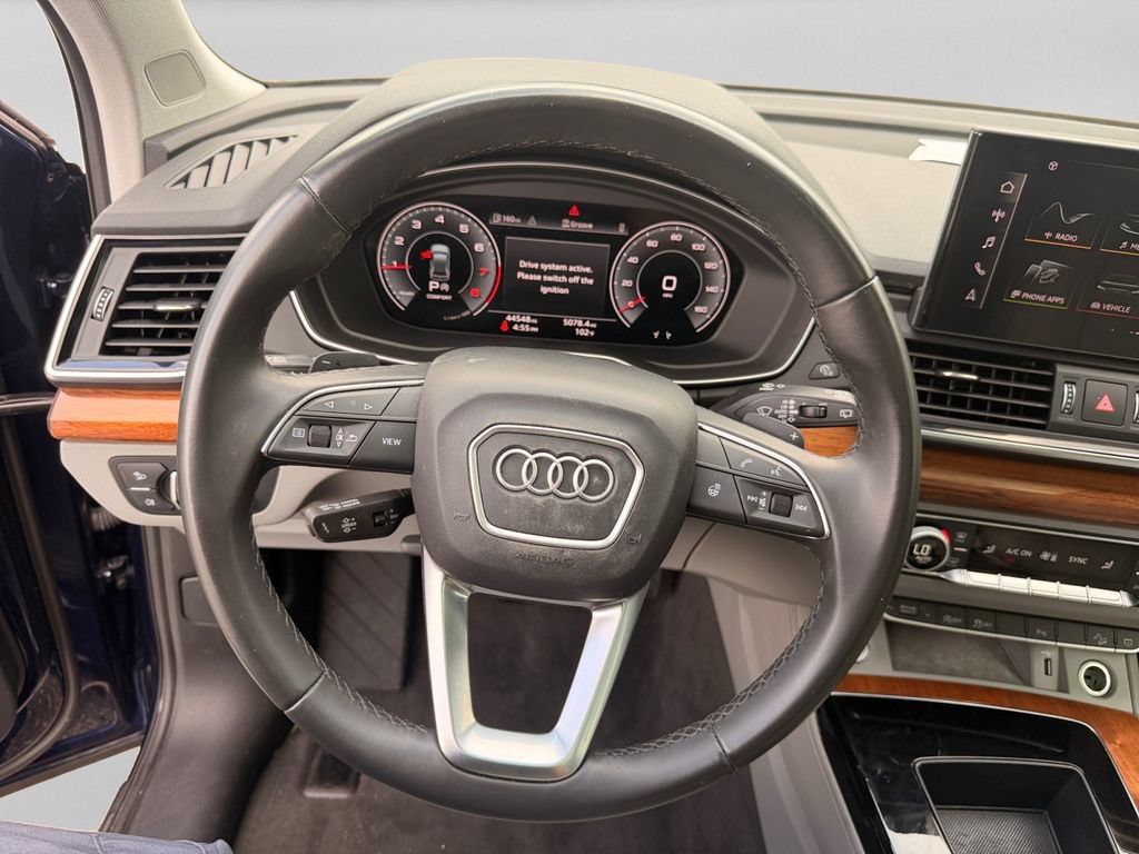 Used 2022 Audi Q5 2.0T Premium Plus w/ Premium Plus Package AWD/4WD image 19
