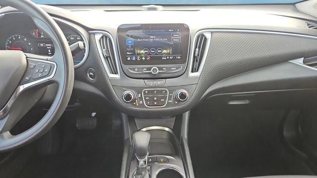 Used 2024 Chevrolet Malibu LT image 10