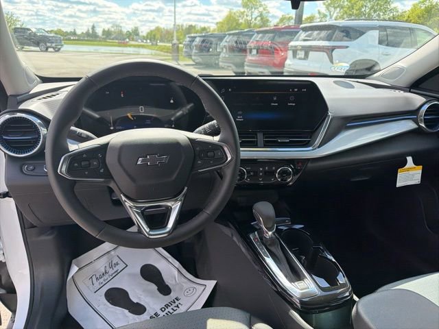 New 2026 Chevrolet Trax LT FWD image 21