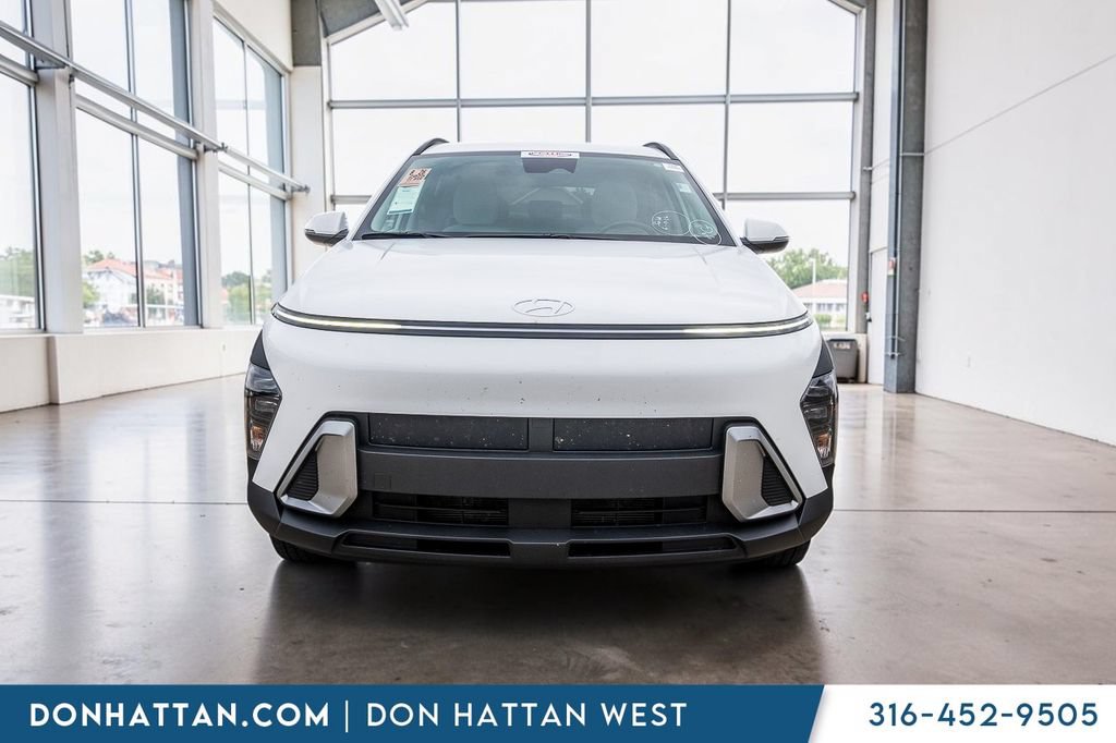 Used 2025 Hyundai Kona SEL AWD/4WD image 20