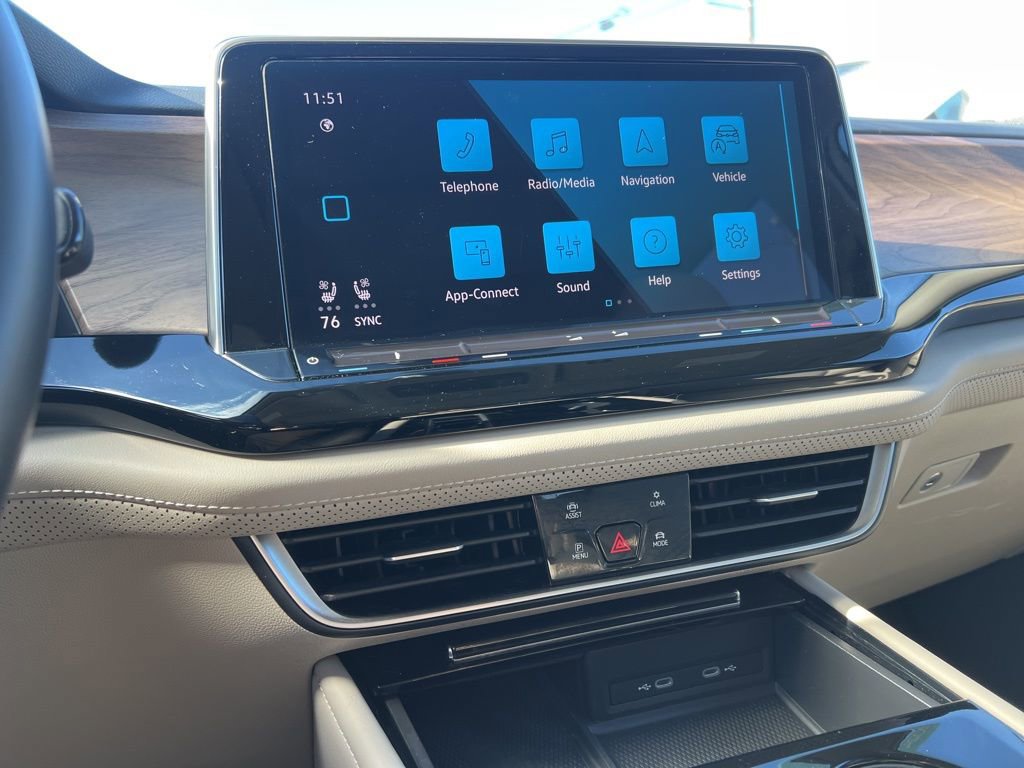 Used 2024 Volkswagen Atlas SE w/ Panoramic Sunroof Package image 21