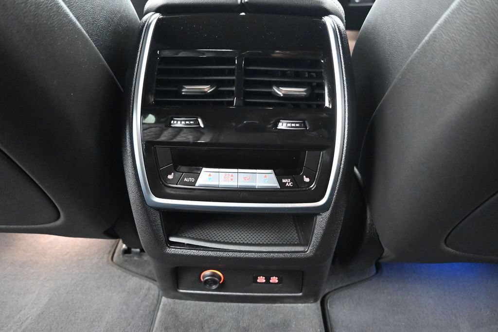 Used 2025 BMW X5 xDrive40i AWD/4WD image 15