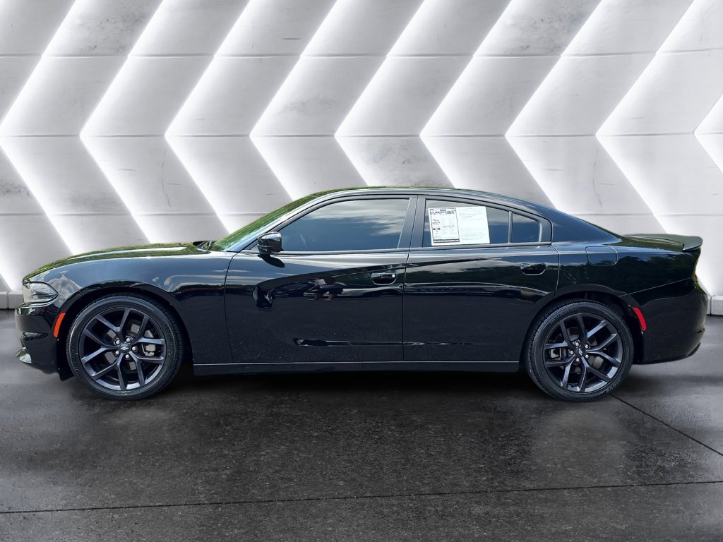 Used 2021 Dodge Charger SXT w/ Blacktop Package image 2