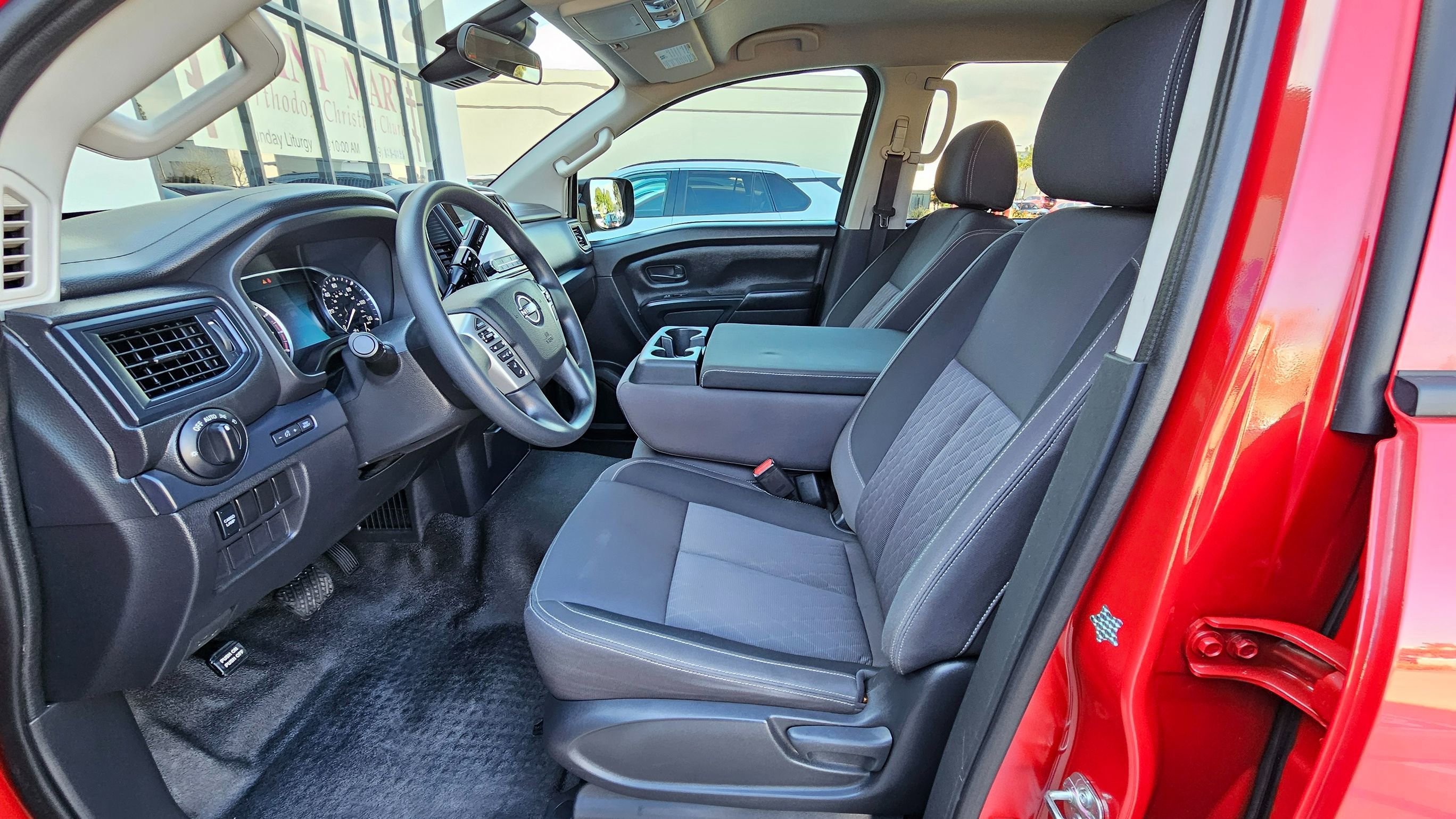 Used 2023 Nissan Titan S w/ S Utility Package image 16