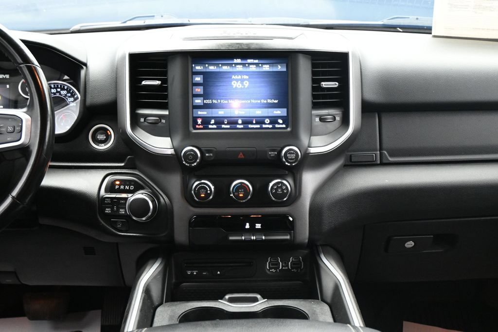 Used 2019 RAM 1500 Big Horn AWD/4WD image 18