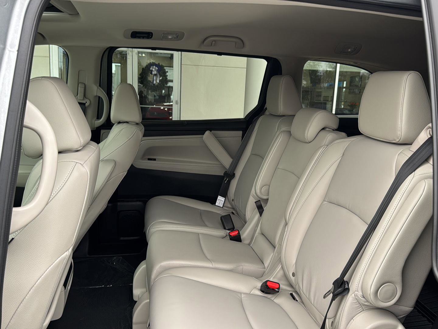 New 2026 Honda Odyssey EX-L image 9