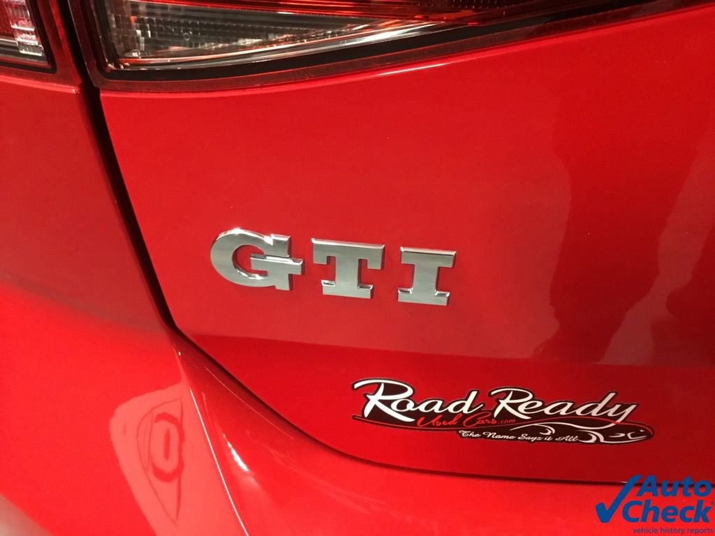Used 2015 Volkswagen GTI SE w/ Lighting Package (SEL) FWD image 14