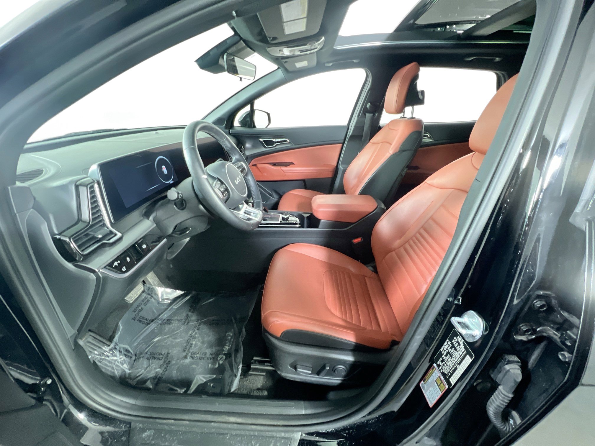 Used 2024 Kia Sportage SX image 21