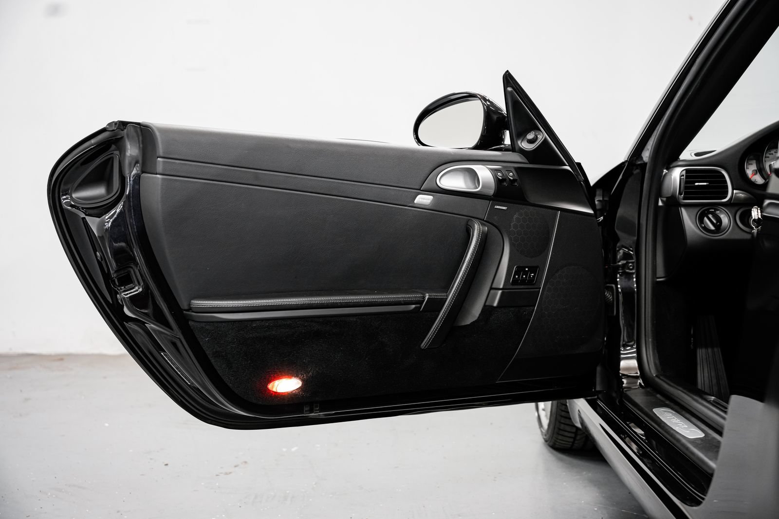 Used 2011 Porsche 911 Carrera S RWD image 22