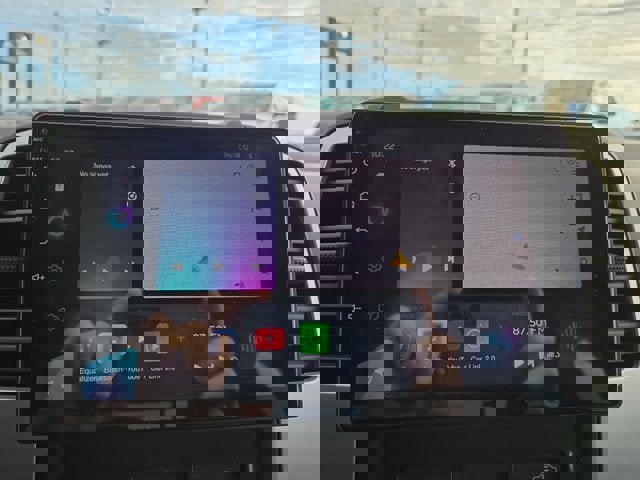 Used 2012 Nissan Frontier SV image 17