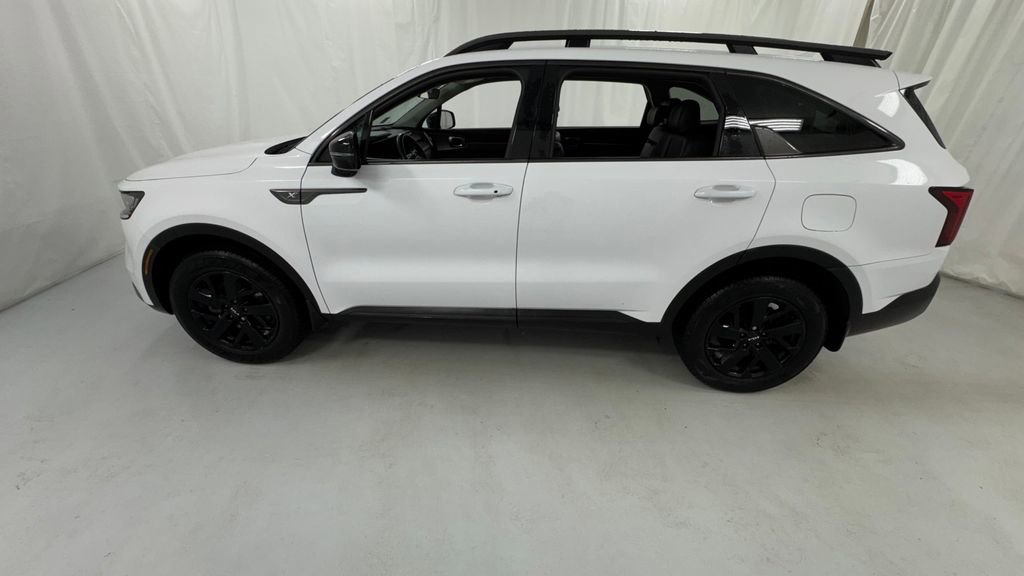 Used 2022 Kia Sorento S AWD/4WD image 6