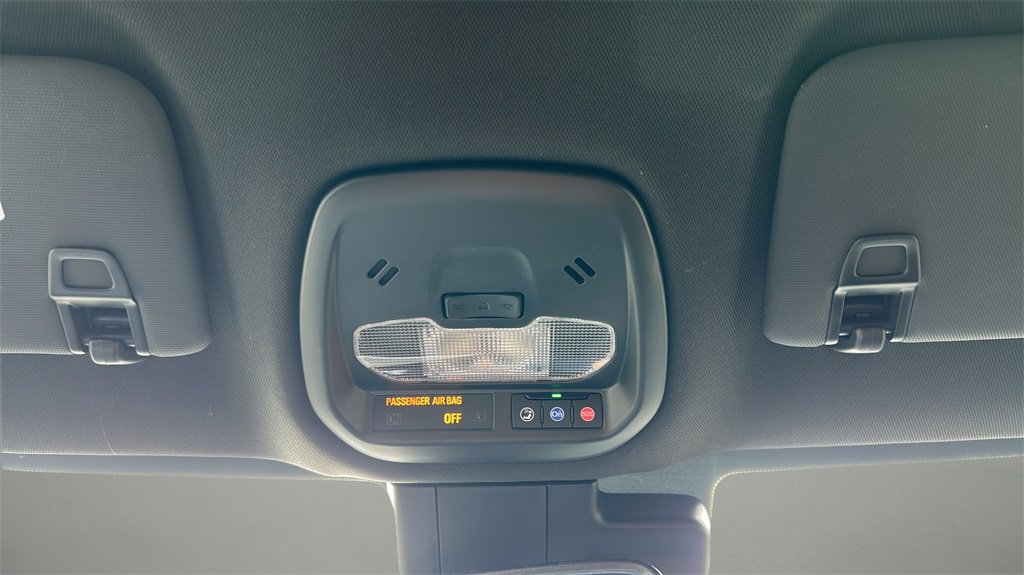 Used 2025 Buick Envista Avenir image 29