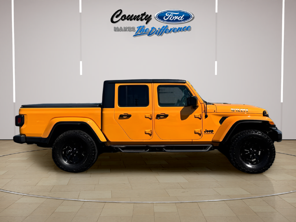 Used 2021 Jeep Gladiator Sport AWD/4WD image 6