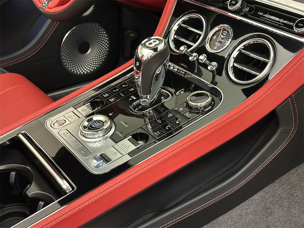 Used 2020 Bentley Continental GT image 18