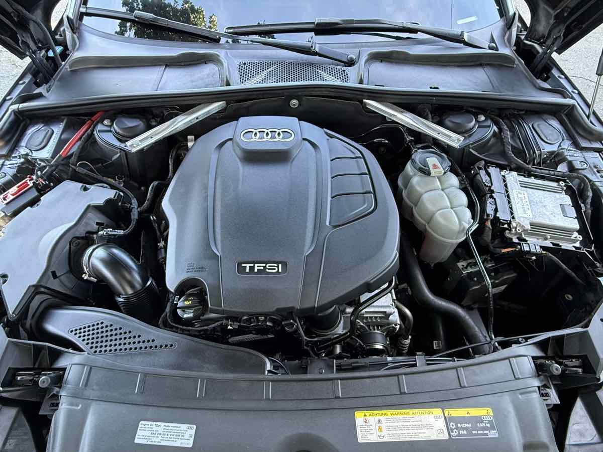 Used 2019 Audi A4 2.0T Premium FWD image 33