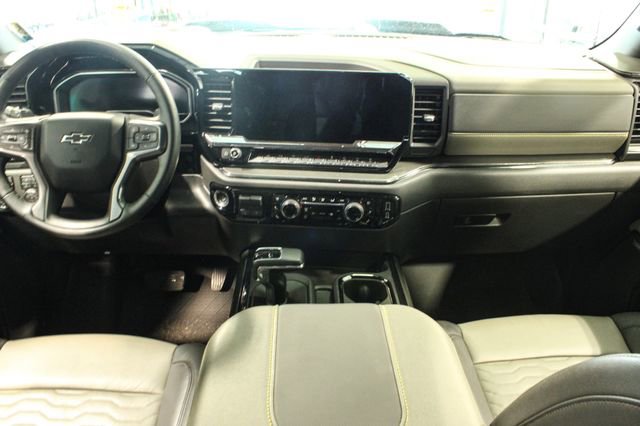 Used 2025 Chevrolet Silverado 1500 ZR2 w/ Technology Package AWD/4WD image 16
