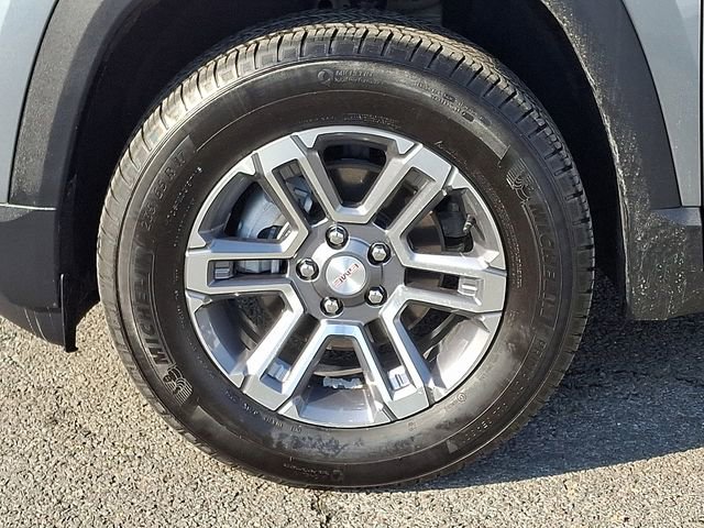 Used 2026 GMC Terrain Elevation image 8