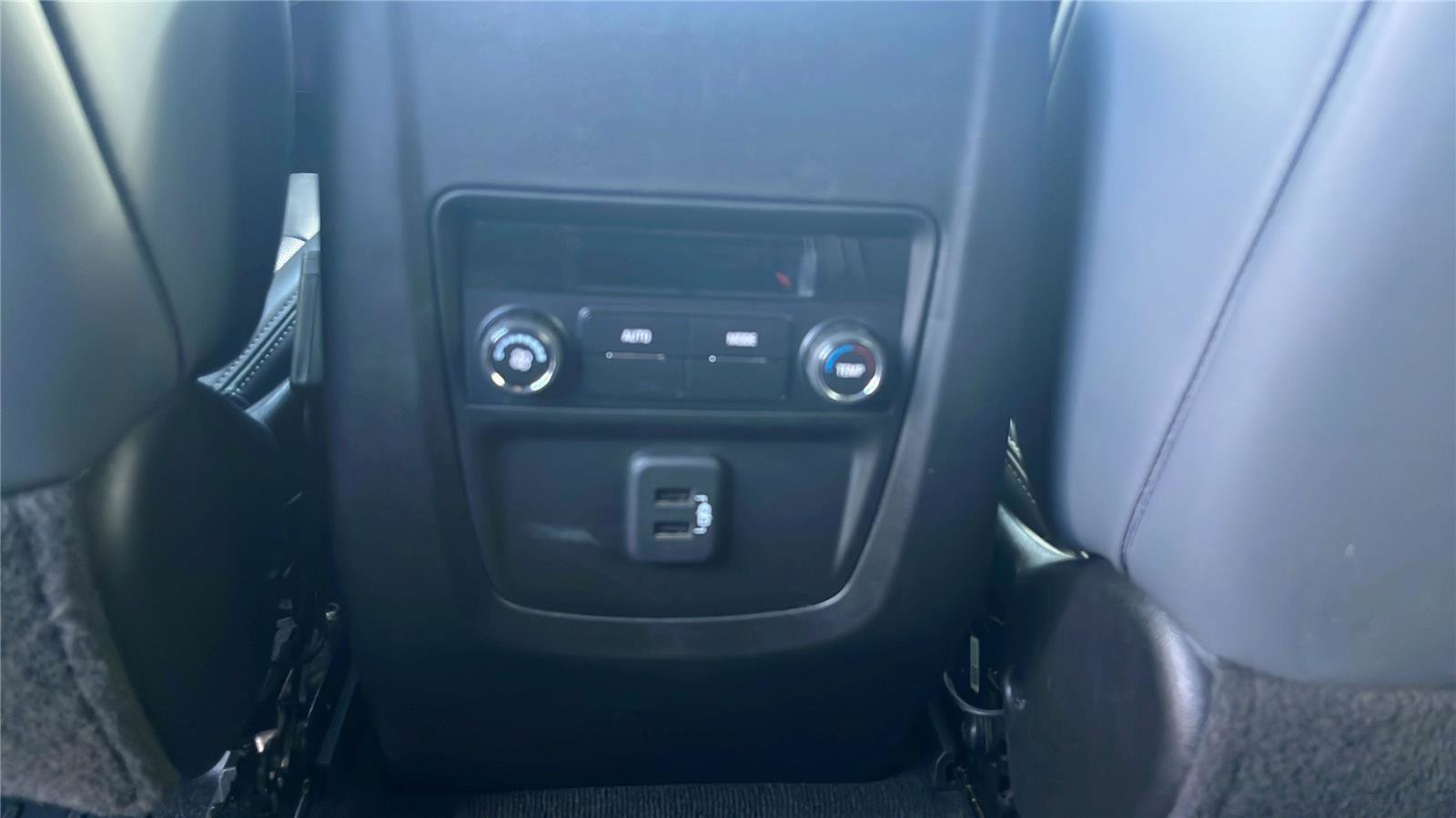 Used 2023 Buick Enclave Essence w/ Sport Touring Edition image 20