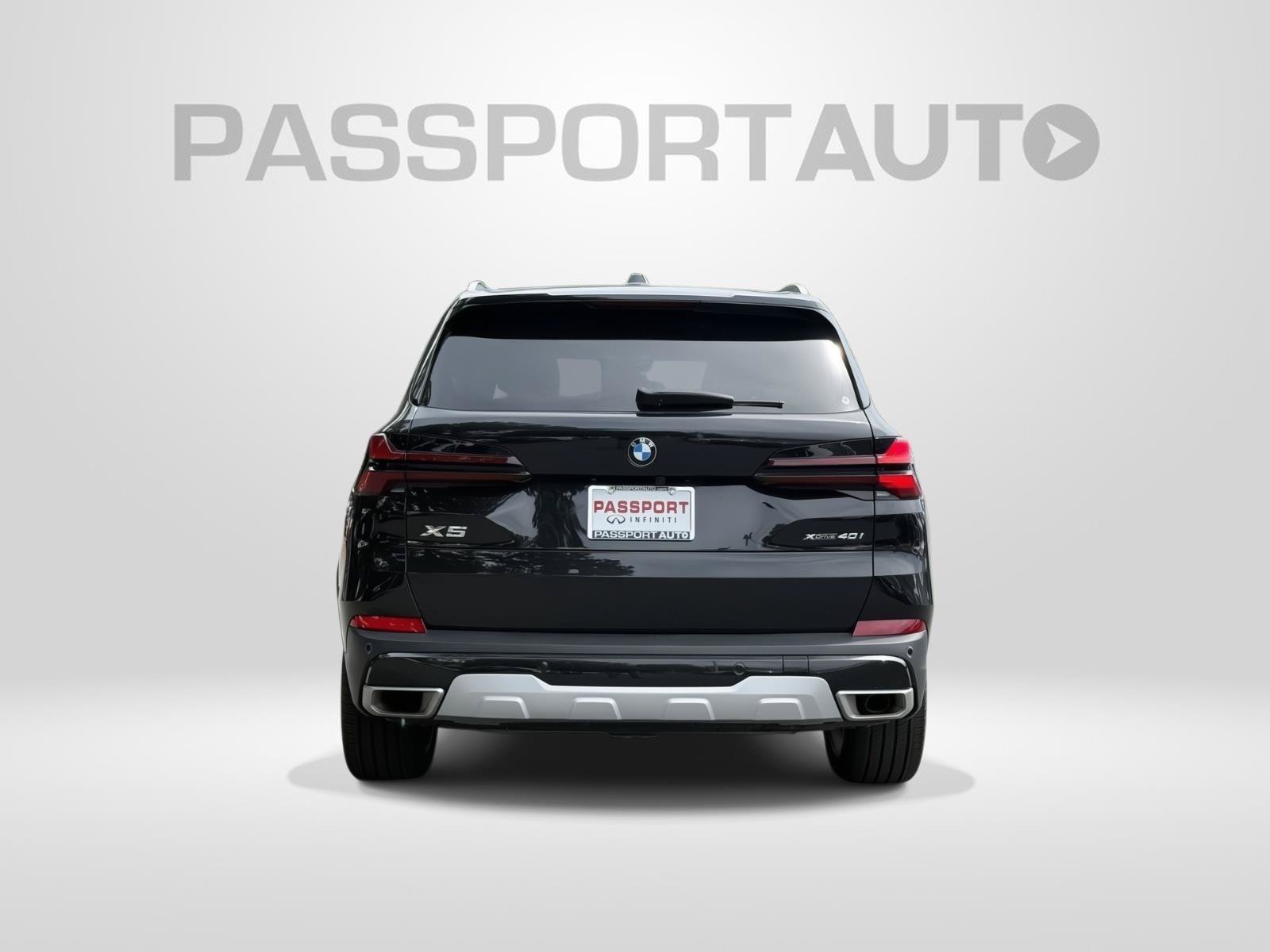 Used 2024 BMW X5 xDrive40i w/ Parking Assistance Package AWD/4WD image 5